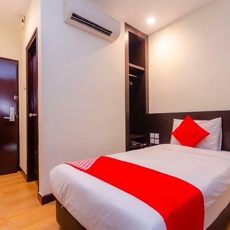 Wf Hotel Johor Bahru Eksteriør billede